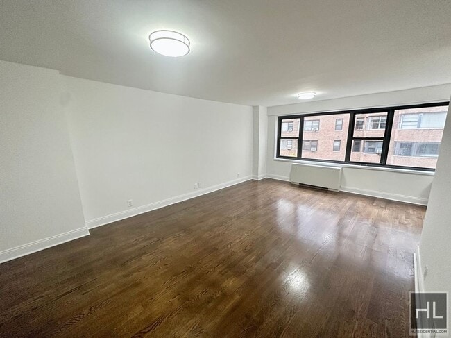Building Photo - EAST 56 STREET Unit 8K