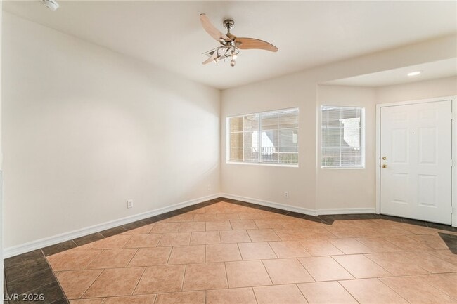 Building Photo - 1205 Dusty Creek St