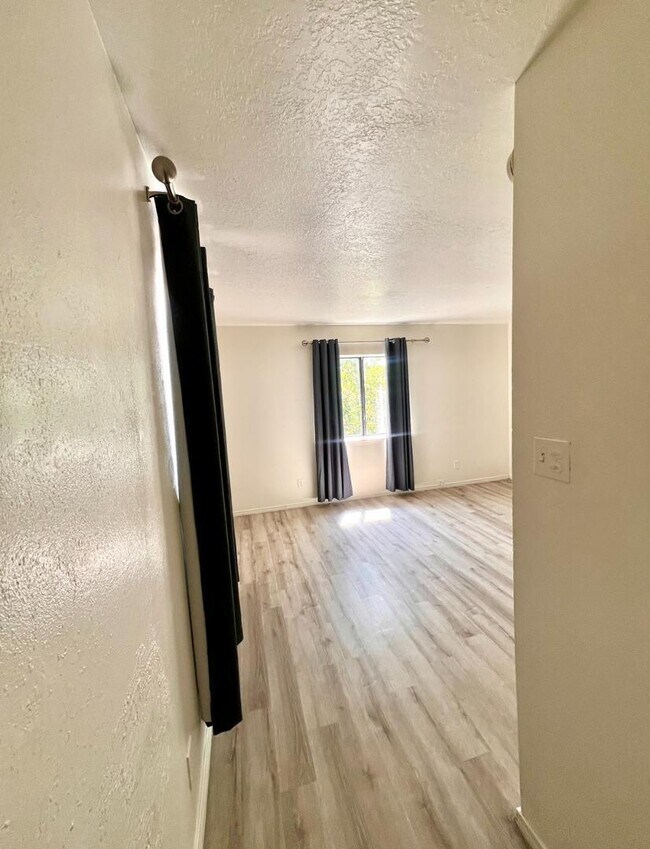 Photo - 401 Georgia St SE