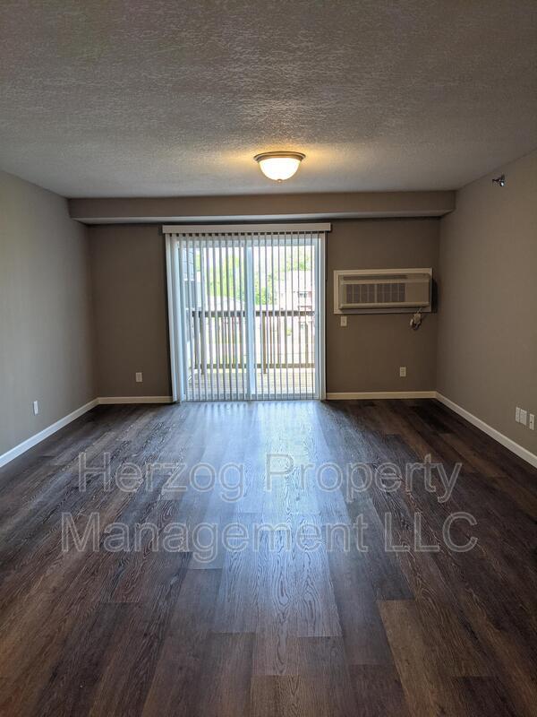 Photo - 2105 7th Ave SE Unit Apt. 312