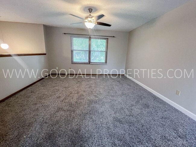 Photo - 4 Bedroom 2 Bathroom Home in Altoona