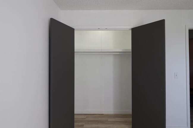 Photo - 1221 S Park Ave