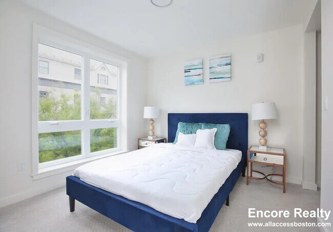 Photo - 1500 Hancock St Unit 319