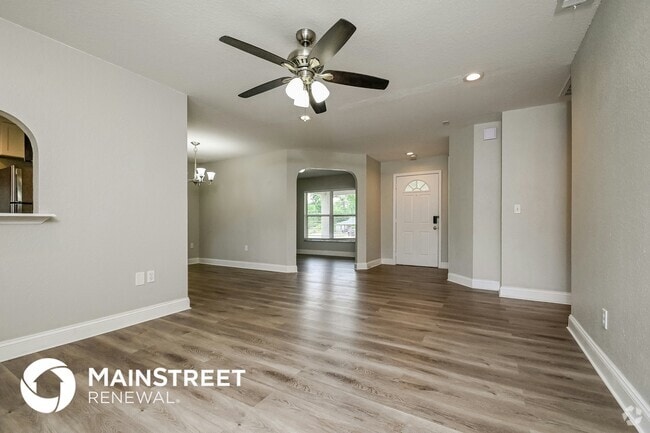 Building Photo - 2330 Northview Dr Rental