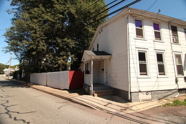 Building Photo - Manatawny Street 264/266 Unit 266 Rental