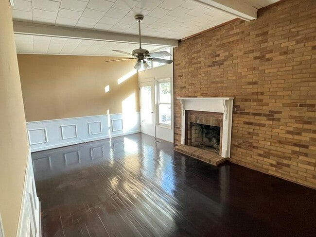 Photo - 314 W Station St