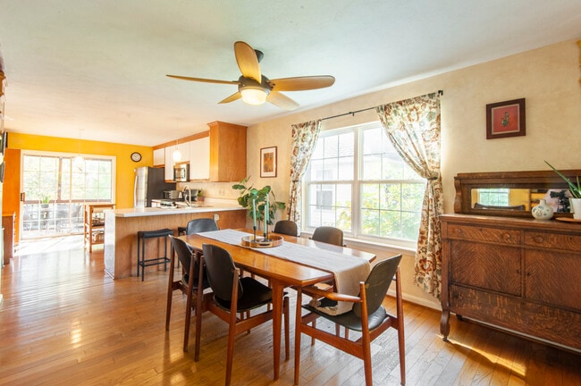 Photo - 110 Chisholm Pl