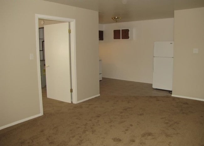 Wayne Apartments
