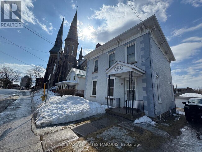 Photo - 16 William St Unit 1