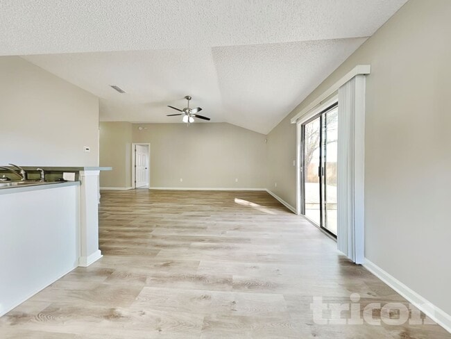 Photo - 4543 Deer Valley Dr