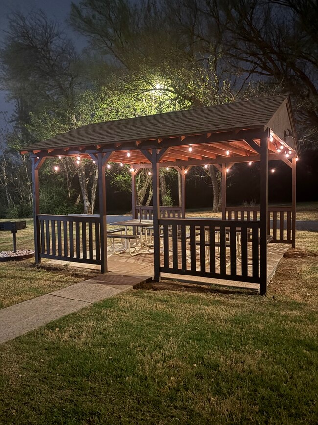 Gazebo & grill area