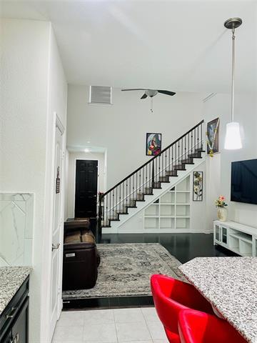 Photo - 208 Lee Roy Jordan St