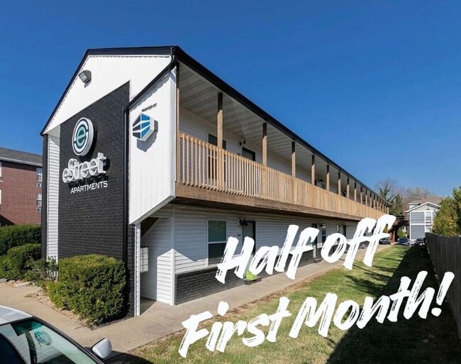 Building Photo - 1147 E Elm St Unit 8