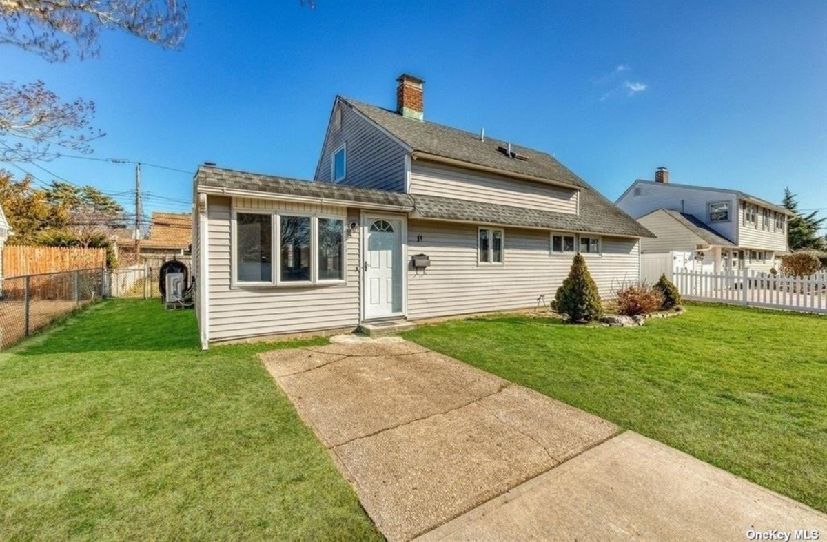 Photo - 11 Arcadia Lane