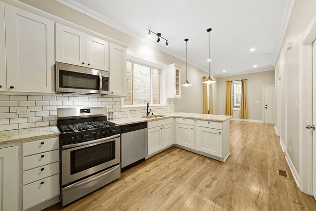 Photo - 1621 W 19th St