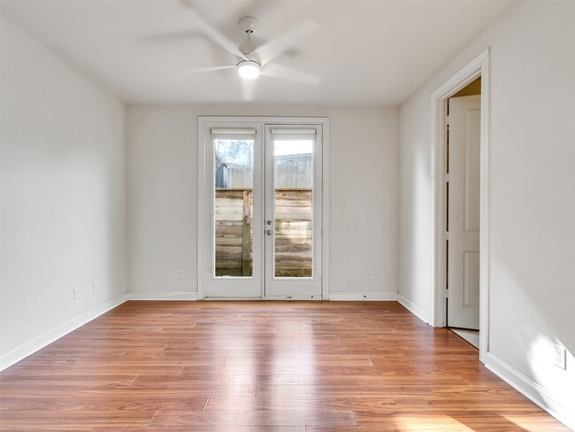Photo - 2309 Hadley St