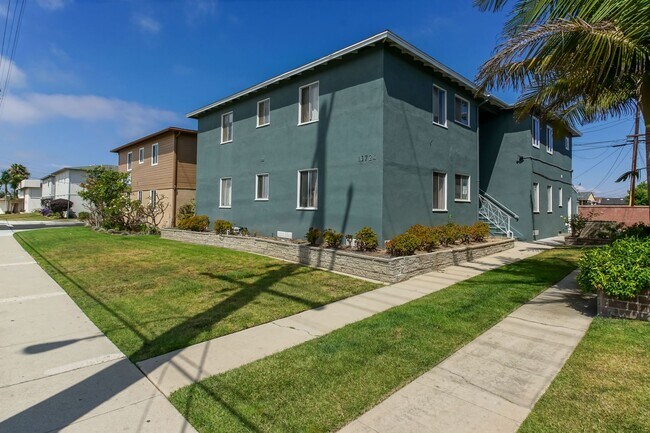 Photo - 16730-16730 Crenshaw Blvd Unit 16730