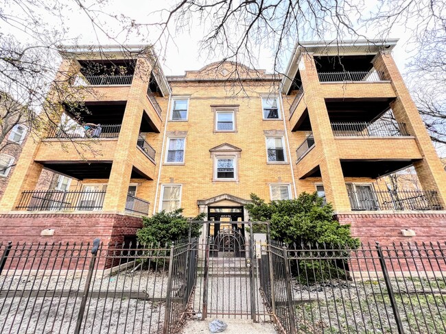 Photo - 4656 N Central Park Ave Condo Unit 2N