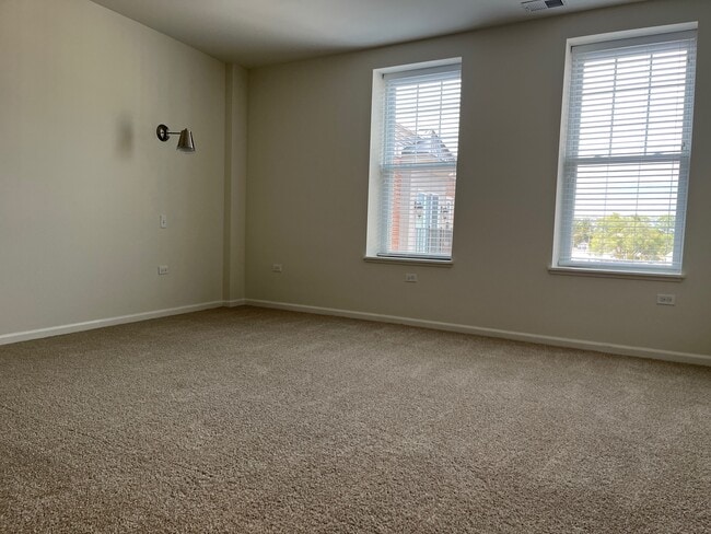 Photo - 115 Lake St Unit 317