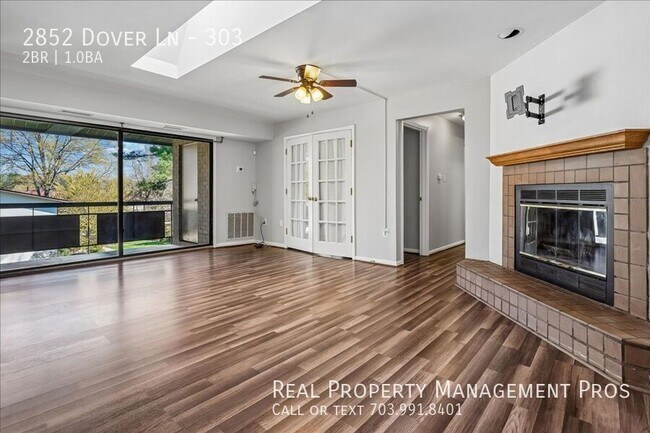 Photo - 2852 Dover Ln Unit 303