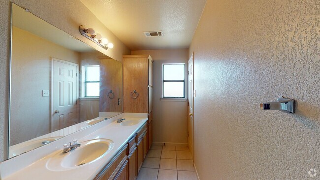 Building Photo - ALL TILE DUPLEX IN NOLANVILLE!!!!!! Rental
