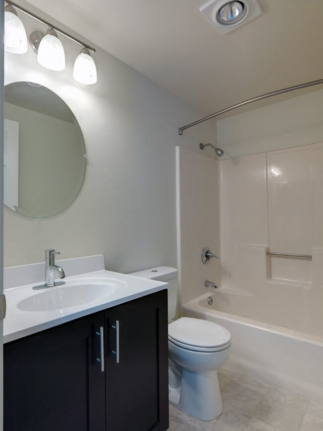 Pondside at Littleton Apartments Littleton, MA