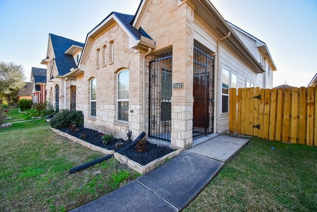 Photo - 7542 Autumn Sun Dr