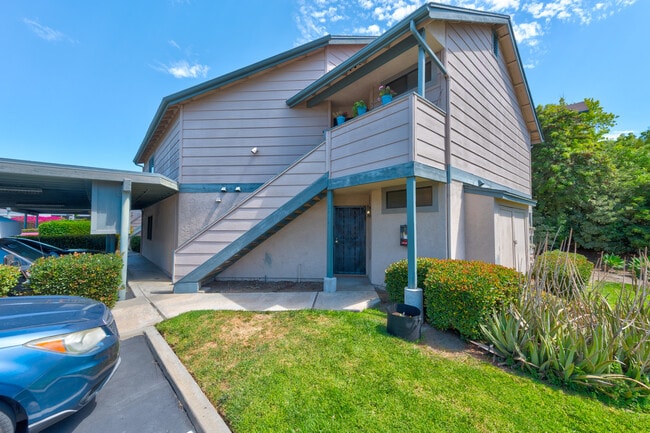 Building Photo - 2914 Alwood Ct Unit 2B2B in Spring Valley