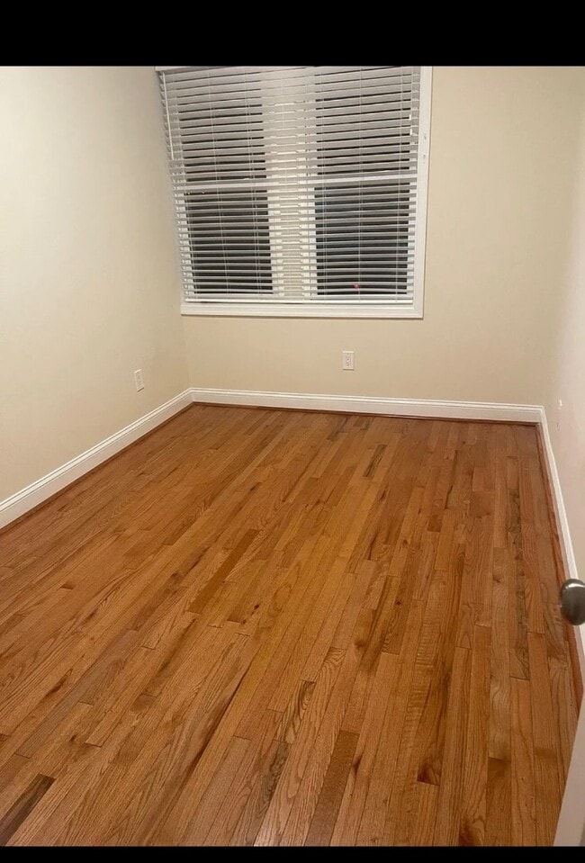 Photo - 1141 Owen Pl NE