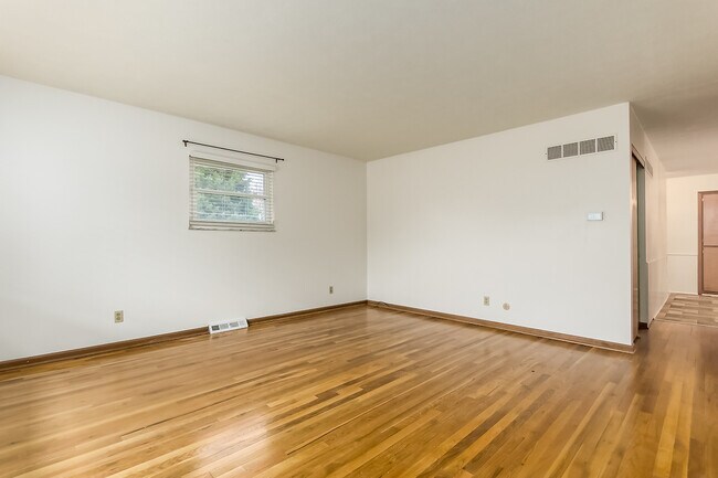 5046 Heathmoor Dr Unidad 1