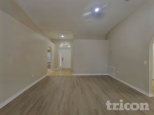 Photo - 916 Jayhil Dr