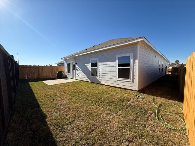 Photo - 15806 Berry Hl Dr