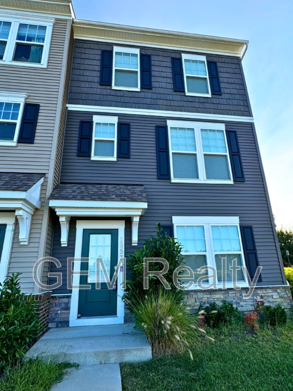 Photo - 1853 Sag Harbor Ln