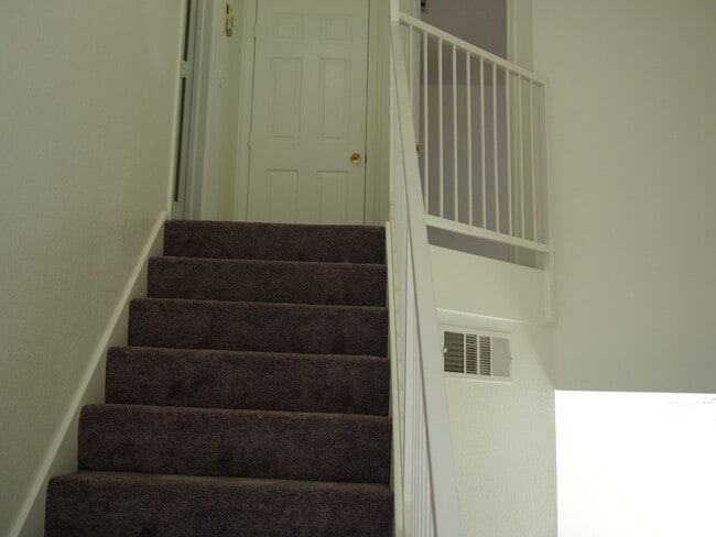 Photo - 7724 Bauble Ave