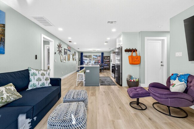 Photo - 1412 Gladys Cir Unit ID1466152P