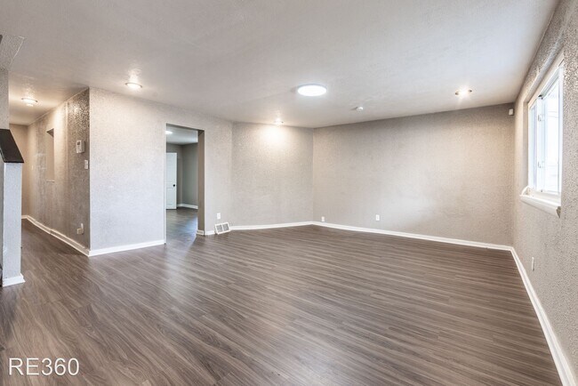 Photo - 4 br, 2 bath House - 7 Science Street Alle...