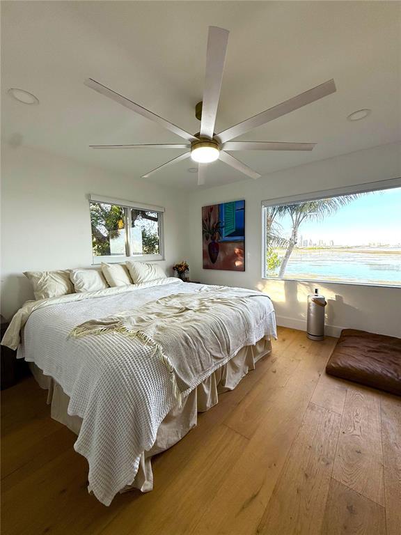 Photo - 377 22nd Ave SE