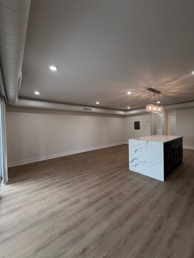 Photo - 10217 Dearlove Rd