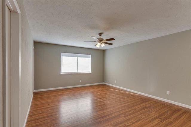 Photo - 5709 Christie Ln