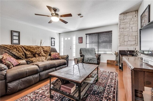 Photo - 1302 River Ridge Dr