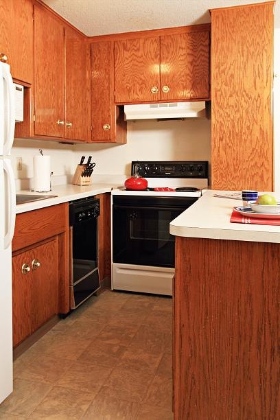 Kitchen -- 1 BR