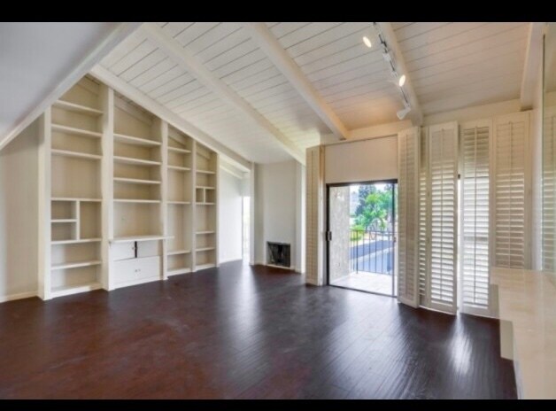 Living room - 1941 Alga Rd