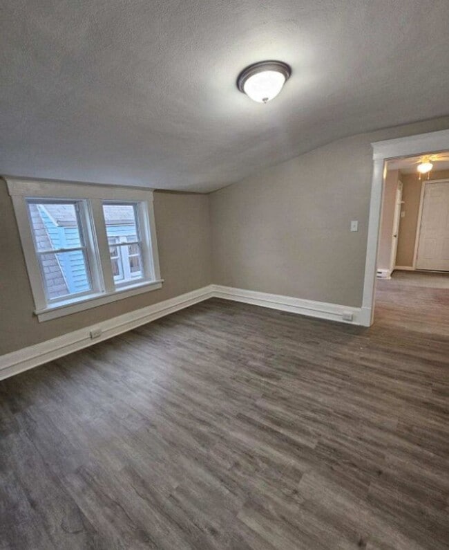 Photo - 273 New Hancock St Unit 4