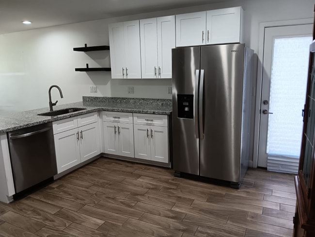 Photo - 2138 W Madison St