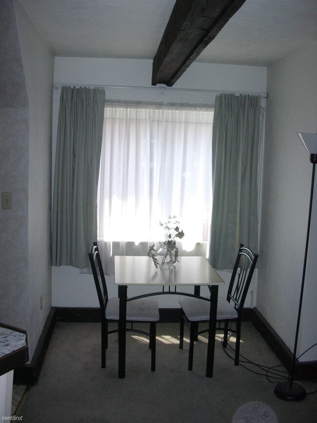 Photo - 745 S Millvale Ave