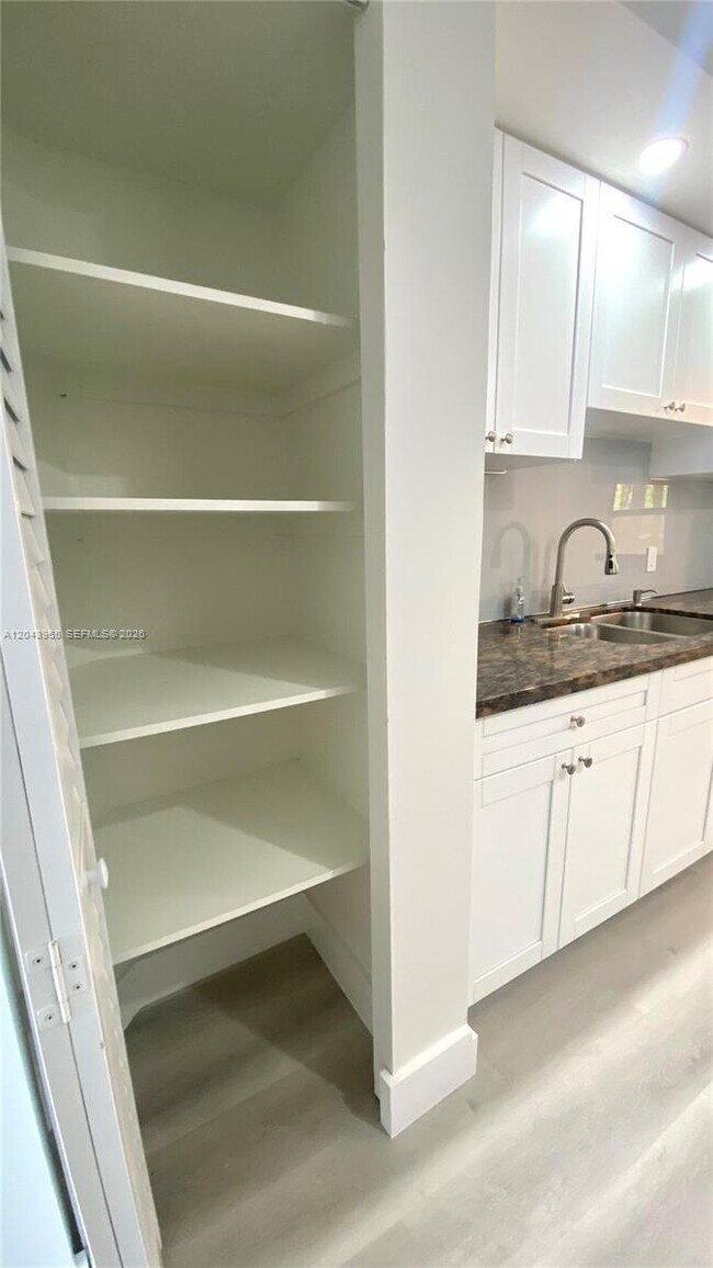 Photo - 13800 SW 5th Ct Unidad 209M