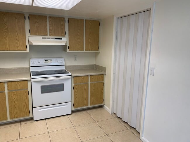 Photo - 7380 Albany Rd Unidad 7380