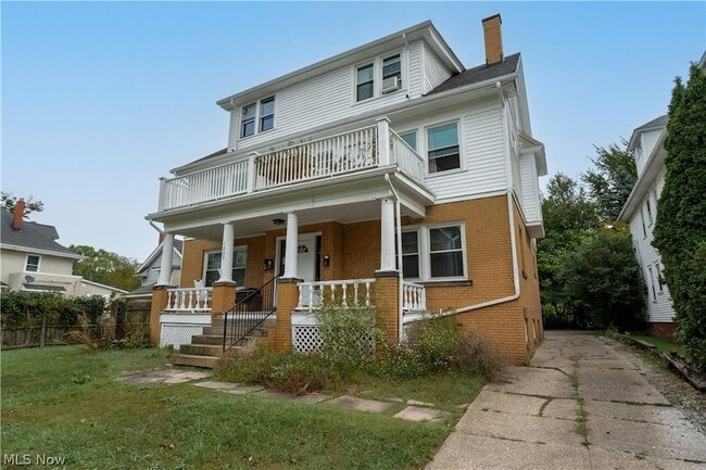 Photo - 1235 Donald Ave Unit Upper North