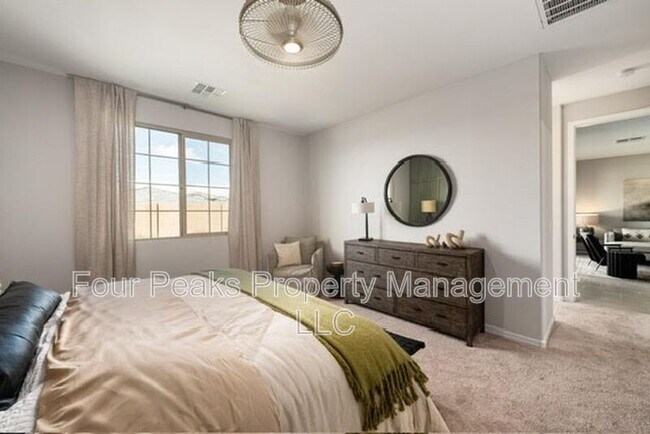 Photo - 22808 E Roundup Way