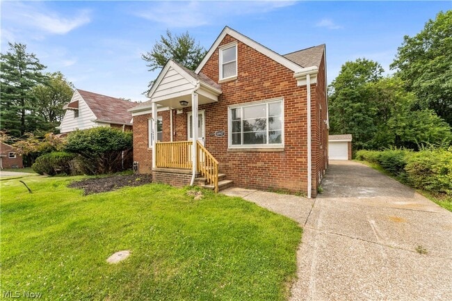 Photo - 18907 Harlan Dr